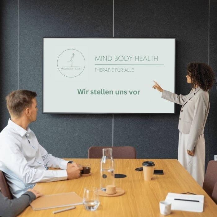 In unserer Serie Work in Canva zeigen wir dir diesmal, wie du eine Praxis-Präsentation anlegst.