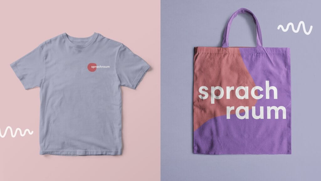 Das Corporate Design umfasst auch T-Shirts und Stofftaschen.