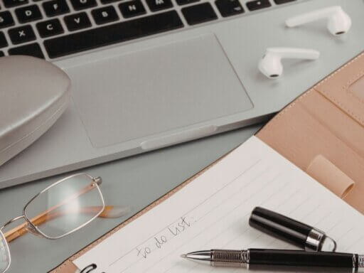 Wer das Jahr mit einem guten Überblick über rechtliche und steuerliche Belange beginnt, macht sich selbst das Leben leichter.