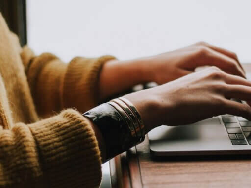 Wie Texte für Website, KlientInnen und Dokumentation im Praxisalltag leichter gelingen – mit Struktur und Haltung.