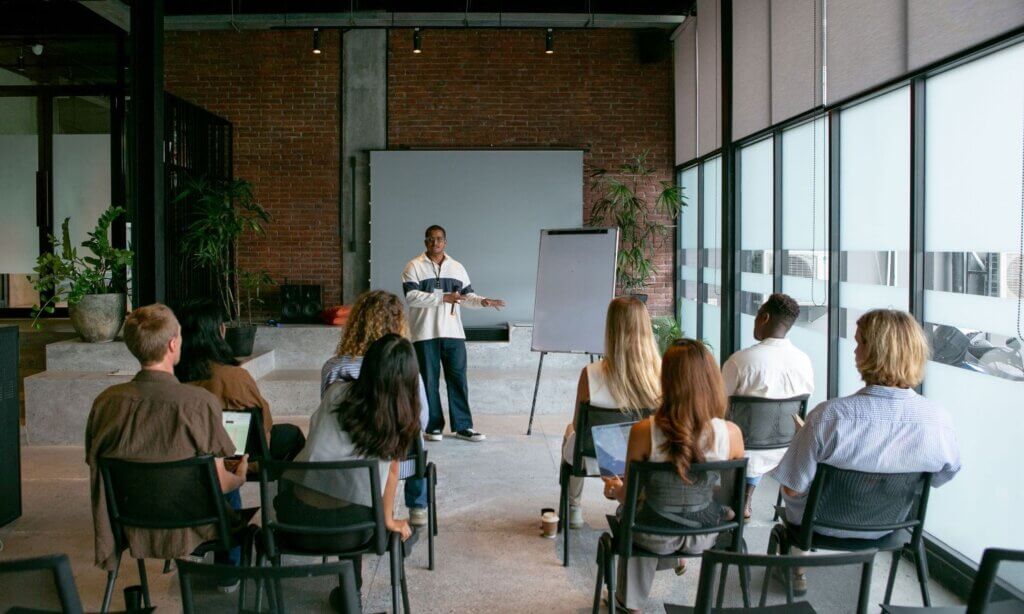 Die Fortbildungen im April und Mai 2026 vermitteln TherapeutInnen aktuelles Fachwissen, praxisnahe Methoden und innovative Ansätze für den Berufsalltag.