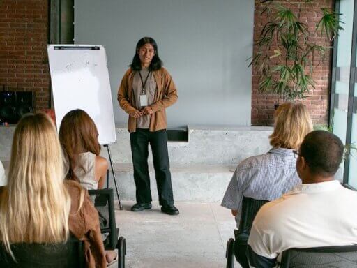 Die Fortbildungen im April und Mai 2026 vermitteln TherapeutInnen aktuelles Fachwissen, praxisnahe Methoden und innovative Ansätze für den Berufsalltag.