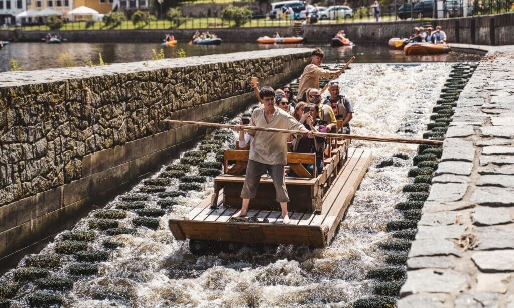 Pilsen und Südböhmen haben auch abseits von Wanderpfaden und Radwegen einiges für Aktivurlauberinnen und -urlauber zu bieten – besonders auf und am Wasser.