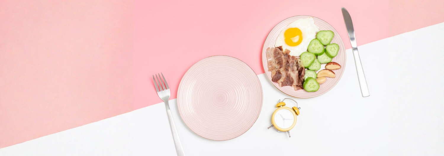 Was im Körper beim Fasten passiert, welche Fastenformen es gibt und wann Vorsicht geboten ist – wissenschaftlich fundiert und praxisnah erklärt.