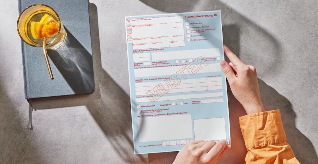 Wir zeigen dir, was bei der Heilmittelverordnung wo eingetragen wird und beantworten häufig gestellte Fragen zu diesem Thema.