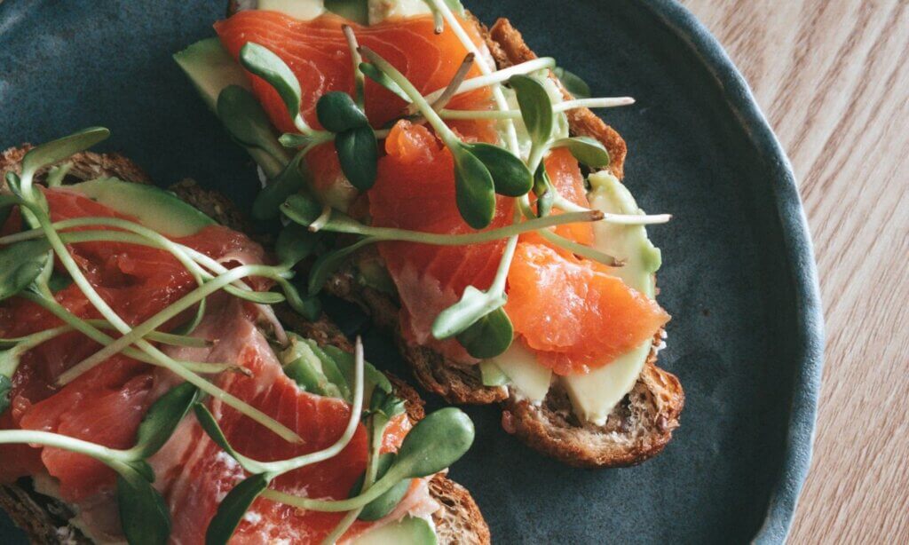 Cem Ekmekcioglu eröffnete die erste Hauptsitzung mit einem umfassenden Überblick über die Funktionen, Bedarfswerte, Statuserhebung und klinische Relevanz von Mikronährstoffen.