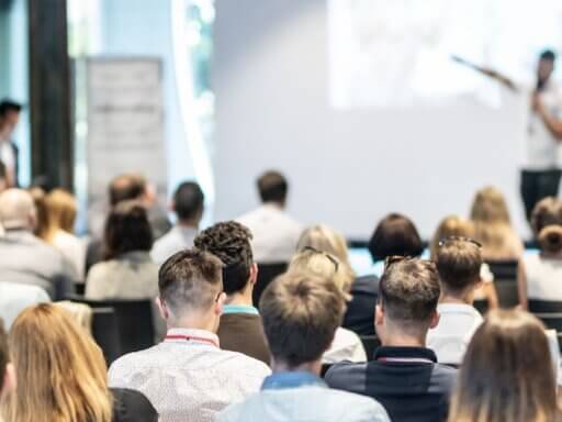 Die Fortbildungen im August 2026 vermitteln Therapeutinnen und Therapeuten aktuelles Fachwissen, praxisnahe Methoden und innovative Ansätze für den Berufsalltag.