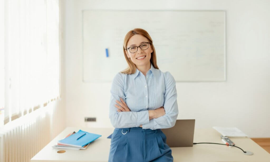 Den Auftakt des Symposiums zur Prävention von Stimmstörungen bei Lehrkräften bestritt Prof. Dr. Ulla Beushausen mit einem Überblick über den aktuellen Stand der Stimmpräventionsangebote in Deutschland – und einem klaren Plädoyer dafür, diese Angebote systematischer, langfristiger und politisch sichtbarer zu gestalten. 
