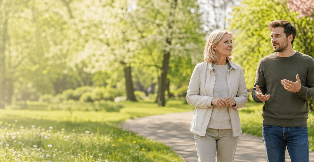 Ob Psychotherapie im Park, Ergotherapie im Garten oder Logopädie auf dem Waldweg – Therapie muss nicht immer zwischen vier Wänden stattfinden. Was draußen möglich ist und warum die Natur kein nettes Beiwerk ist, sondern echter Wirkstoff.