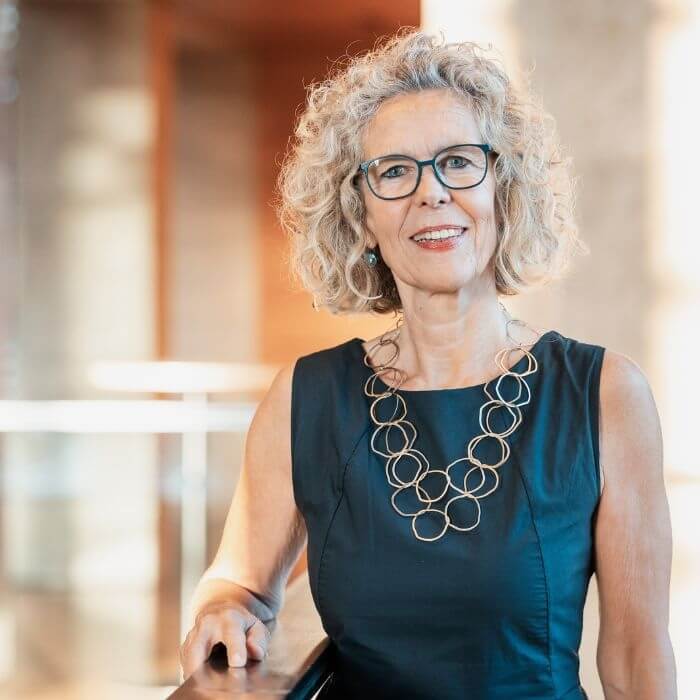 Im Interview zieht Antje Krüger vom dbl Bilanz für den Arbeitskreis Berufsgesetz – und zeigt, warum an der primärqualifizierenden Hochschulausbildung kein Weg vorbeiführt.